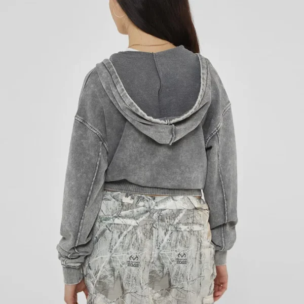 New Arrival Stylish Brushed Terry Cropped Acid Wash Hoodie for Women - Image 4