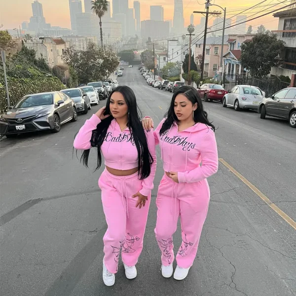 Y2K Streetwear Tracksuit High Quality Women 2 Piece Outfits Hoodie Sweatsuits Set Printed Crop Hoodie Joggers Matching