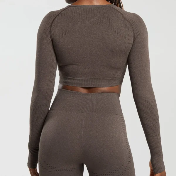 Women's Seamless Crop Tops Body Fit Slim Fit Long Sleeve Cropped Length Crew Neck Activewear - Image 3