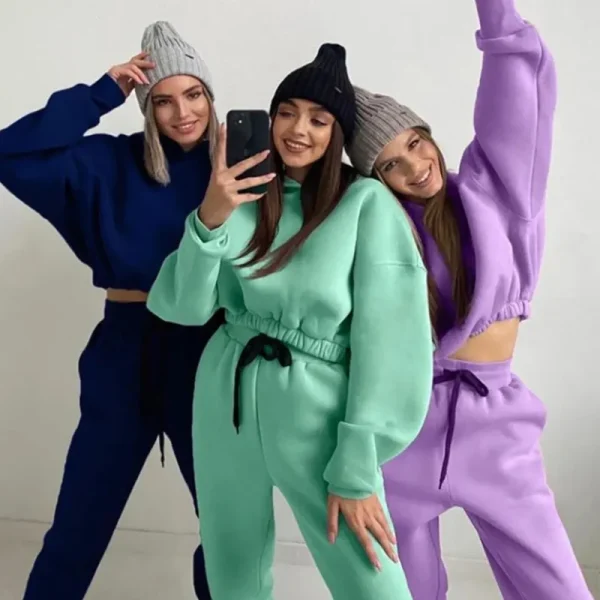 Women Sweatsuits Jogger Jumpers Gym Workout Thick 2 Piece Women Set Crop Top Oversize Sweatpants and Hoodie Set - Image 4
